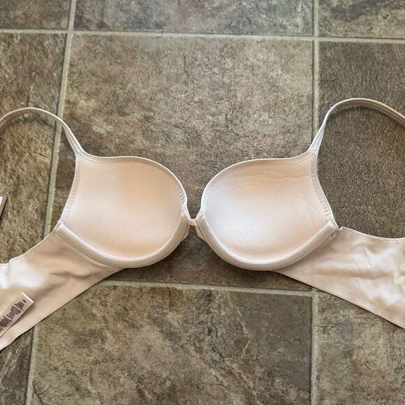 Skims Ultimate Pushup Plunge Bra Sand Size 32C - Picture 8 of 9